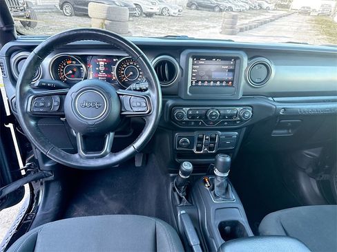 Used 2021 Jeep Wrangler Unlimited Sport S image 24