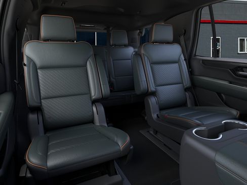 New 2026 GMC Yukon AT4 AWD/4WD image 17