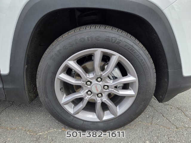 Used 2024 GMC Terrain SLT AWD/4WD image 22