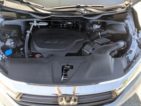 Used 2024 Honda Odyssey Touring image 23