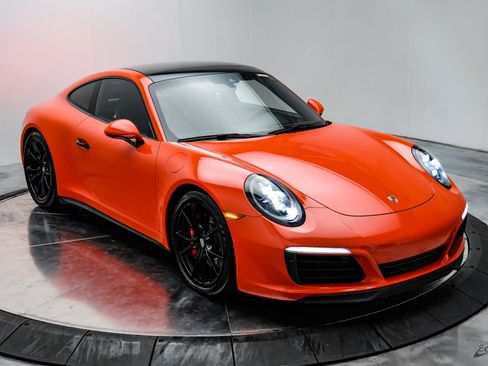 Used 2018 Porsche 911 Carrera 4S AWD/4WD image 21