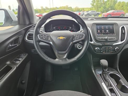 Certified 2024 Chevrolet Equinox LT FWD image 12