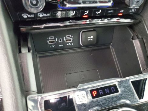 New 2025 Jeep Grand Cherokee Altitude image 17