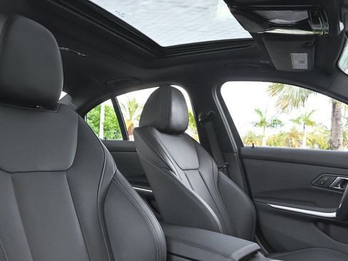 Used 2024 BMW 330i Sedan RWD image 16