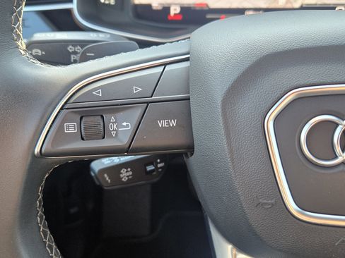 Used 2025 Audi Q7 3.0T Premium Plus image 28