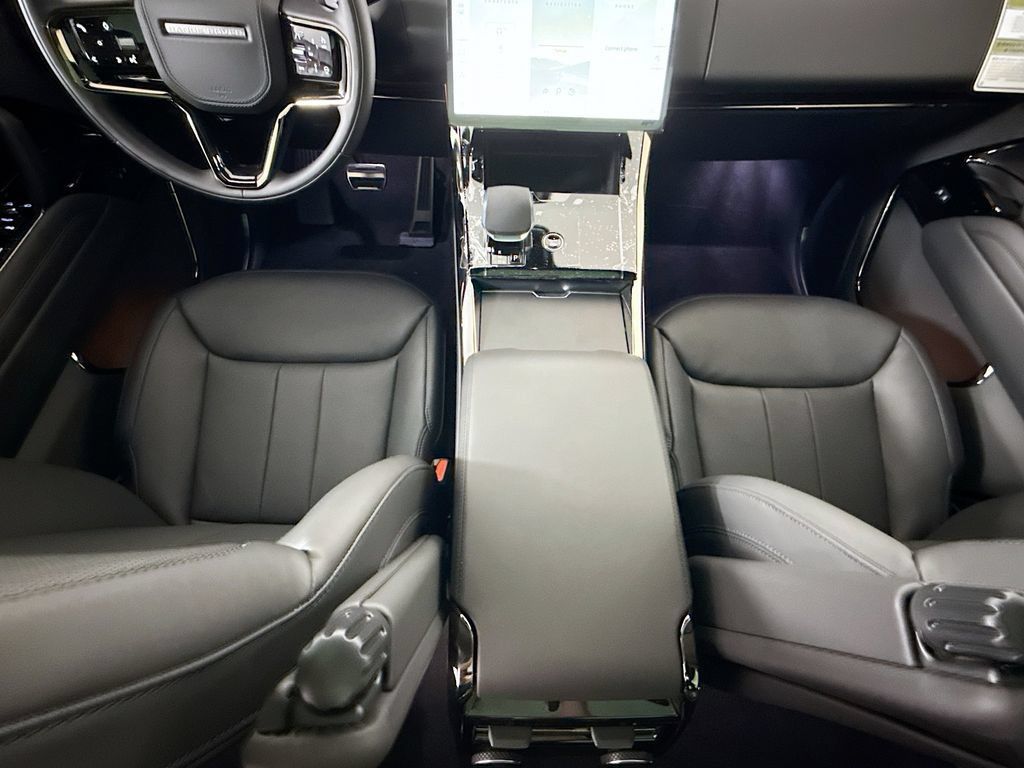 New 2026 Land Rover Range Rover Sport Dynamic SE AWD/4WD image 16
