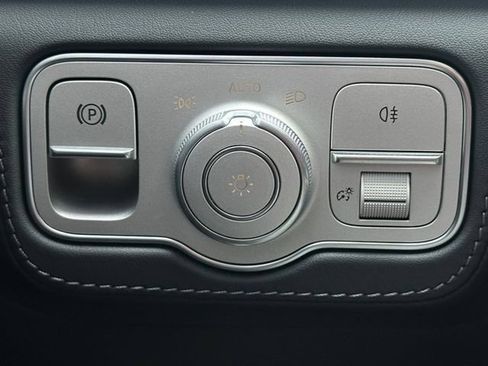 Used 2025 Mercedes-Benz GLS 63 AMG 4MATIC w/ AMG Night Package image 33