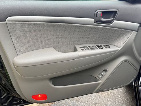 Used 2009 Hyundai Sonata GLS FWD image 20