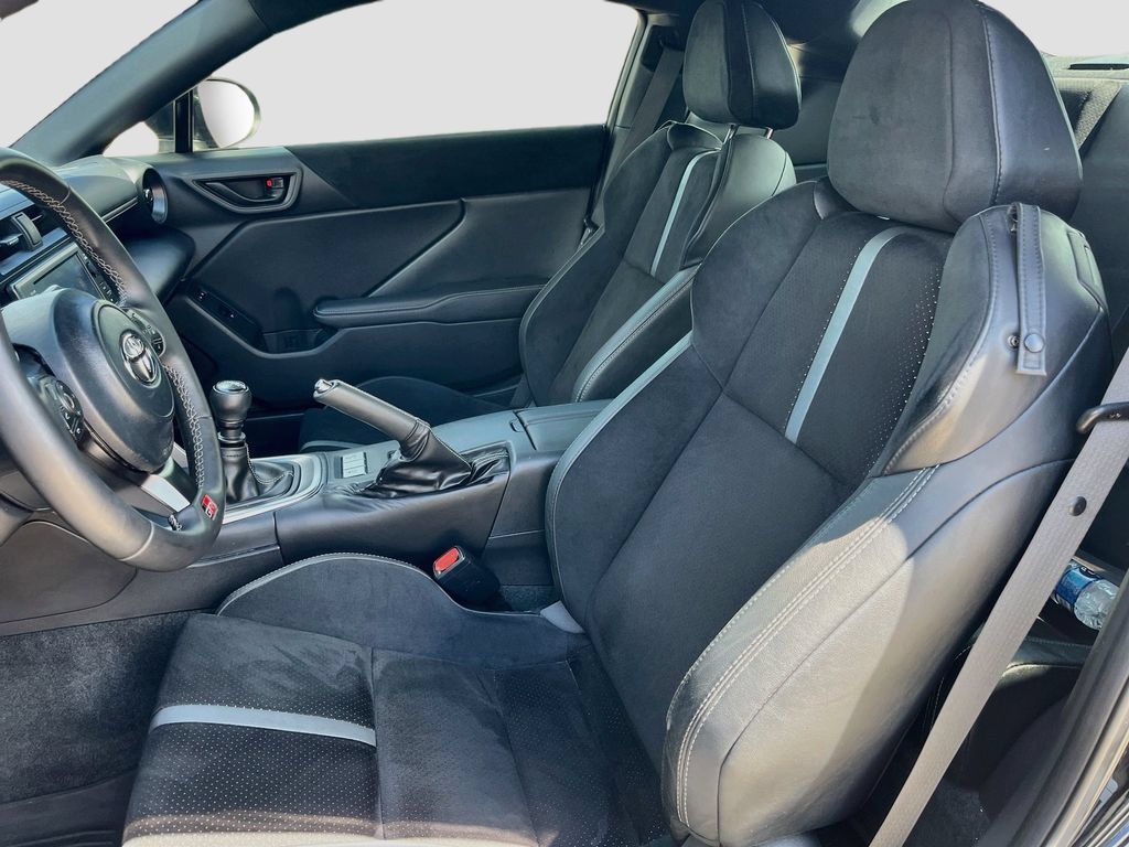 Used 2023 Toyota GR86 Premium RWD image 20