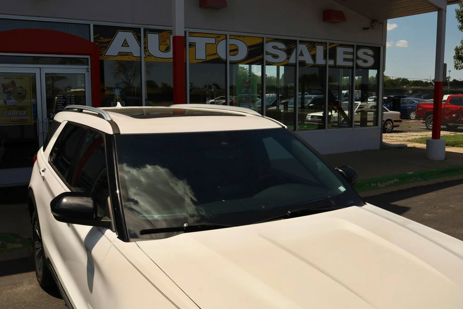 Used 2020 Ford Explorer Platinum w/ Premium Technology Package AWD/4WD image 56