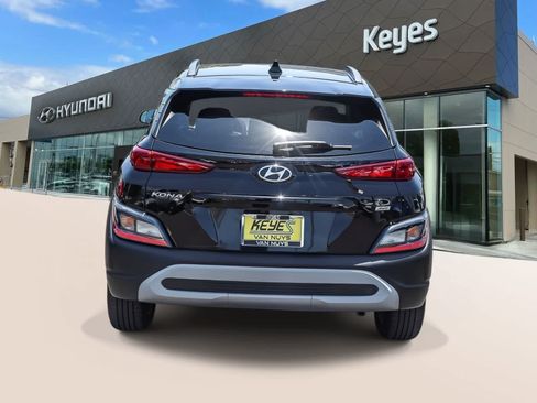 Used 2023 Hyundai Kona SEL AWD/4WD image 6