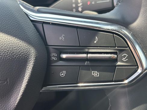 Used 2026 Chevrolet Equinox LT FWD image 10