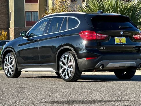 Used 2018 BMW X1 xDrive28i w/ Premium Package image 5