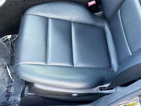 Used 2014 Mercedes-Benz C 250 Sedan image 18