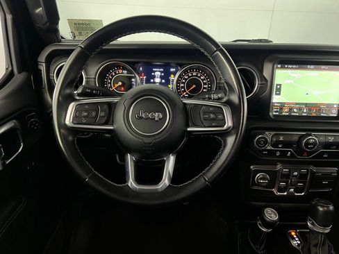 Used 2022 Jeep Gladiator Overland w/ Popular Equipment Package image 14