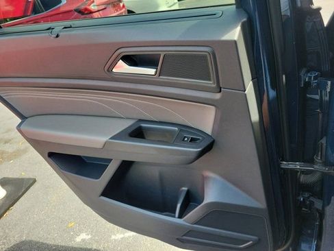 Used 2022 Volkswagen Atlas SE image 19