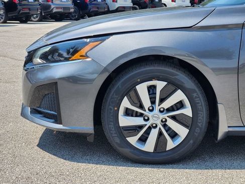 New 2025 Nissan Altima 2.5 S image 5