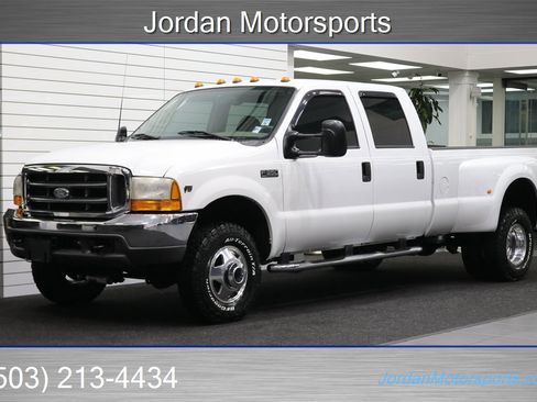 Used 2001 Ford F350 Lariat image 1