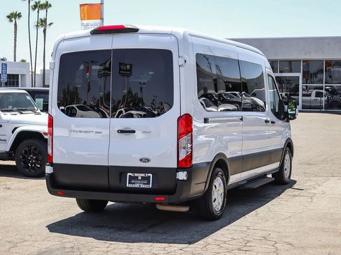 Used 2023 Ford Transit 350 XLT RWD image 4