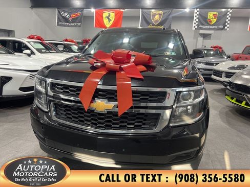 Used 2019 Chevrolet Suburban LT AWD/4WD image 1