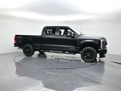 New 2026 Ford F250 Lariat w/ Black Appearance Package AWD/4WD image 4