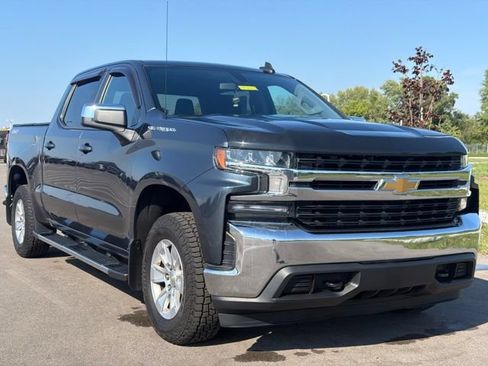 Used 2020 Chevrolet Silverado 1500 LT w/ LT 2.7L Value Package AWD/4WD image 1