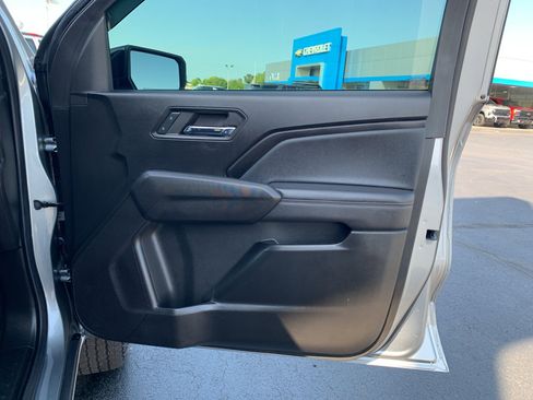 Used 2024 GMC Canyon Elevation w/ Convenience Package image 29