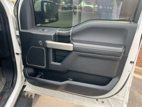 Used 2019 Ford F150 Raptor w/ Equipment Group 802A Luxury AWD/4WD image 24