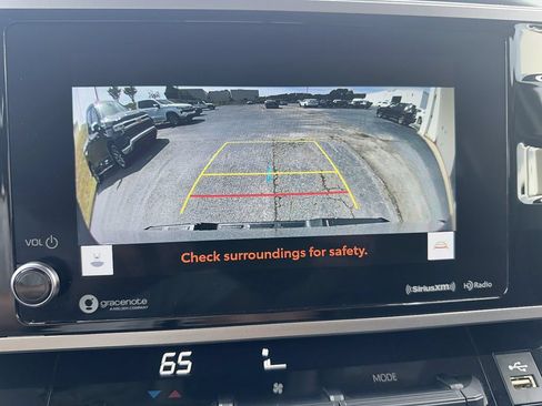 Used 2022 Toyota Tundra SR5 w/ SR5 Convenience Package RWD image 22