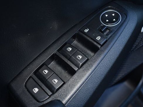 Used 2021 Kia Seltos SX w/ SX Sunroof Package image 15