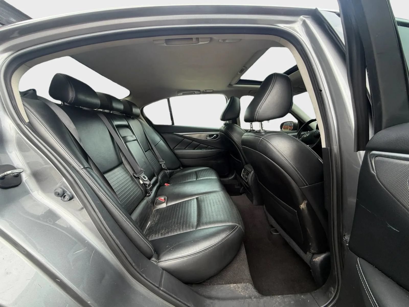 Used 2015 INFINITI Q50 AWD image 13