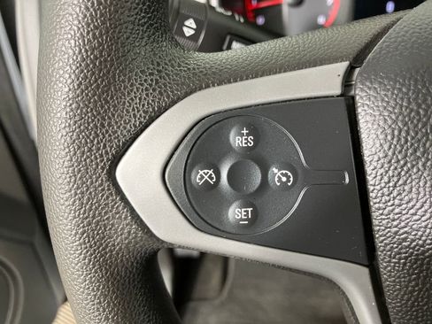 Used 2022 GMC Canyon Elevation Standard image 16