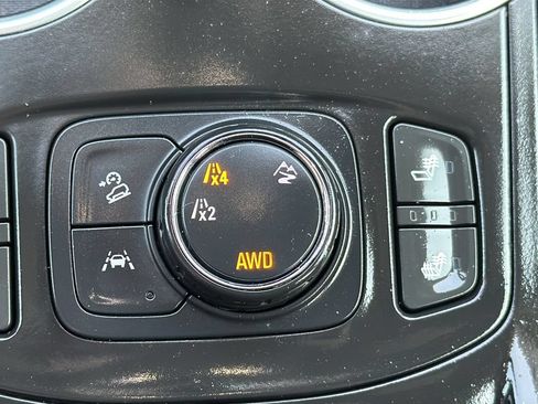 Used 2021 GMC Terrain SLE w/ Driver Convenience Package AWD/4WD image 26