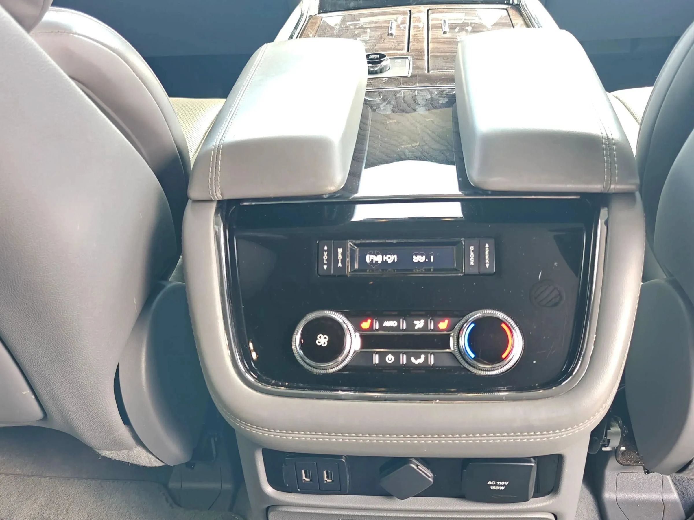 Used 2019 Lincoln Navigator Select RWD image 20