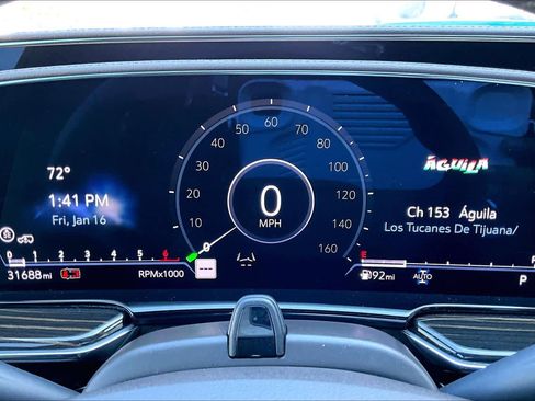 Used 2024 Cadillac Escalade Sport w/ LPO, ONYX Package image 25