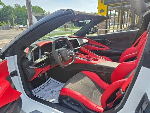 Used 2026 Chevrolet Corvette Z06 w/ Stealth Interior Trim Package RWD image 21