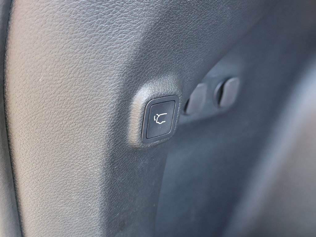 Used 2022 Jeep Cherokee Latitude Lux AWD/4WD image 15