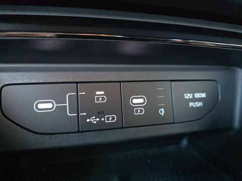 Certified 2025 Kia K5 GT-Line AWD/4WD image 19