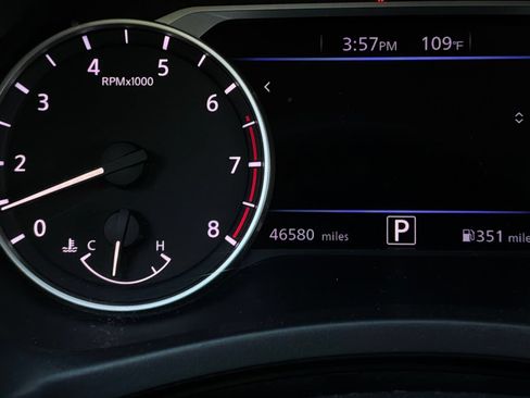 Used 2025 Nissan Sentra SV FWD image 38