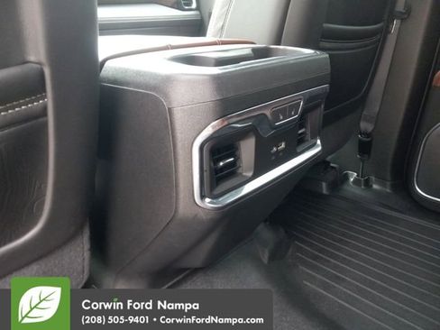 Used 2024 GMC Sierra 3500 Denali Ultimate image 27