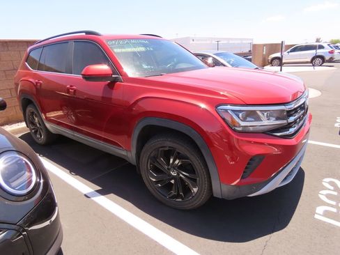 Used 2021 Volkswagen Atlas SE w/ Panoramic Sunroof Package AWD/4WD image 2