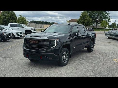 Used 2024 GMC Sierra 1500 AT4 w/ Technology Package AWD/4WD image 31