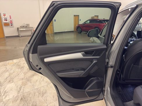 Used 2021 Audi SQ5 Prestige image 14