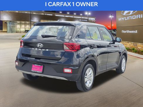 Certified 2026 Hyundai Venue SE FWD image 7