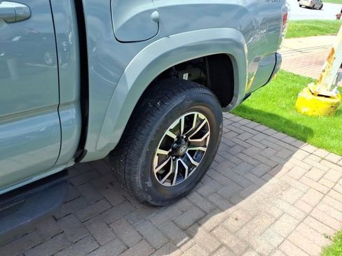 Certified 2023 Toyota Tacoma TRD Sport image 4