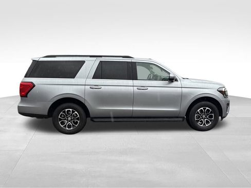 Used 2024 Ford Expedition Max XLT image 7