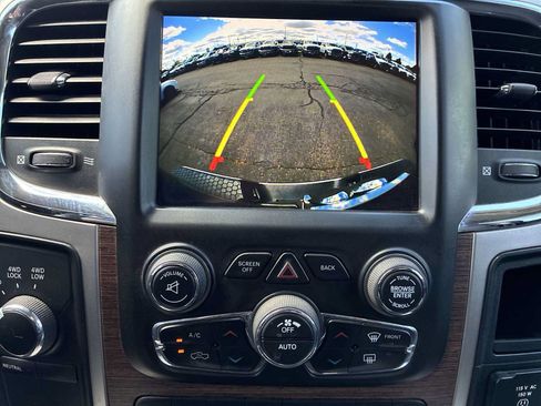 Used 2018 RAM 3500 Laramie w/ Convenience Group AWD/4WD image 22