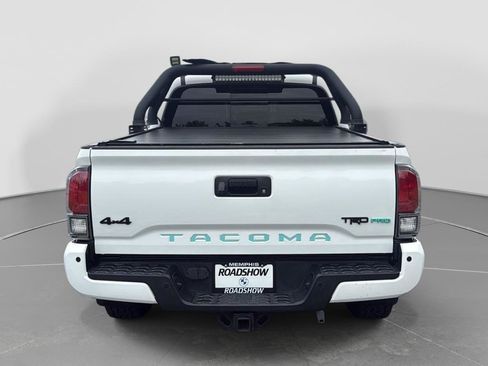 Used 2017 Toyota Tacoma TRD Pro AWD/4WD image 4