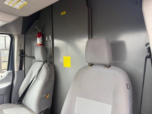 Used 2019 Ford Transit 250 148 High Roof Extended image 9