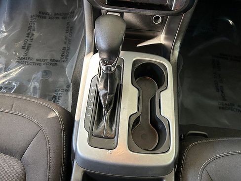 Used 2022 Chevrolet Colorado LT w/ LT Convenience Package image 25